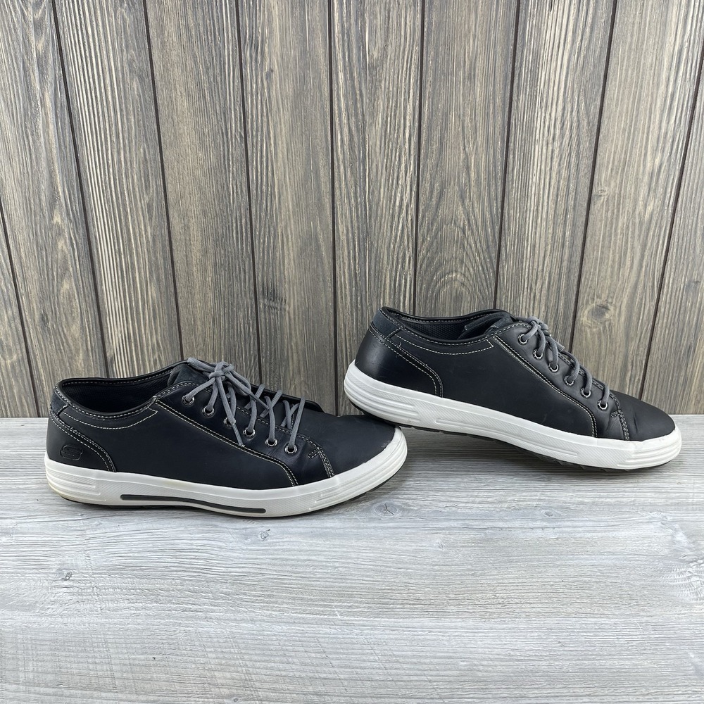 Sketchers Shoes Classic Fit Air Cooled Memory Foam  Mens Size 12 Sneakers